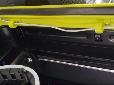 Line clip