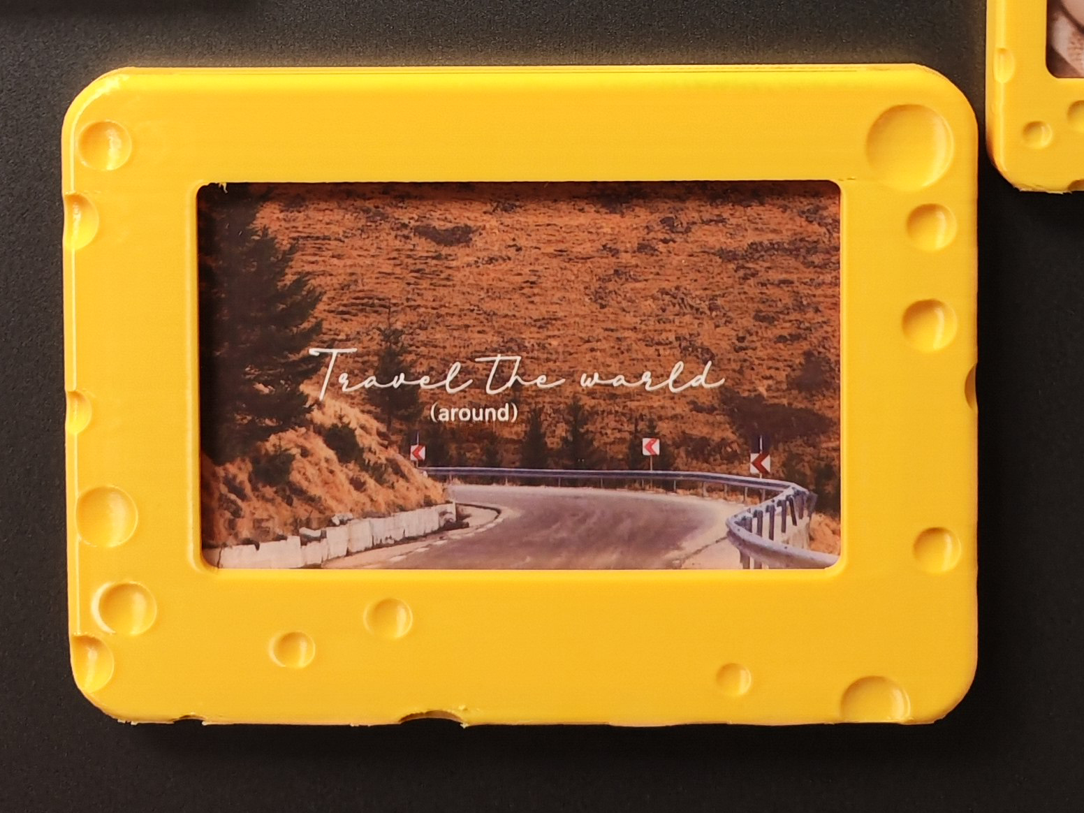 Miniatura 4 do modelo 3D 富士|宝丽来五种尺寸 奶酪相纸框冰箱贴[磁吸]