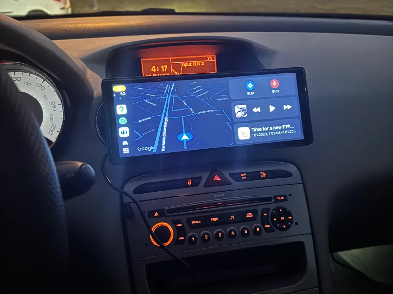 CarPlay/Android Auto screen mount for Peugeot