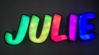 Enseigne lumineuse LED prénom Julie — photo 3