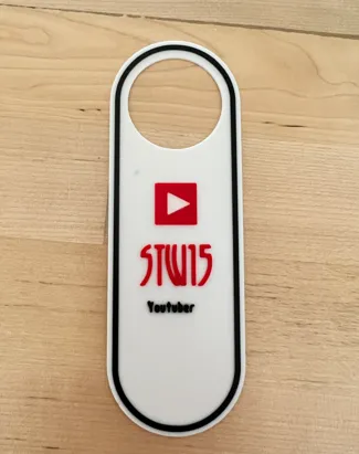 YouTuber door holder
