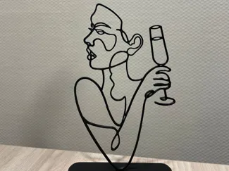 2D art_woman-wine glass
