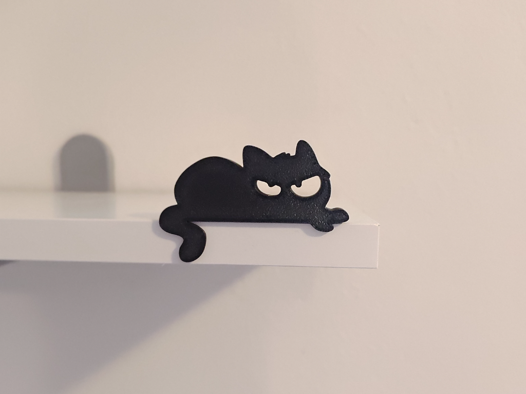 Angry cat decoration for monitor/shelf