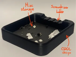 Screw holder with screwdriver space