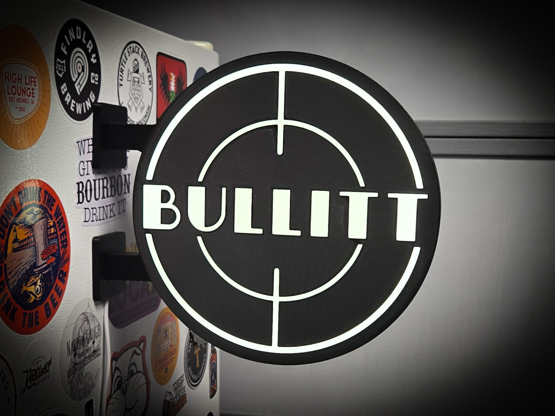 BULLITT MUSTANG ~ Round Lightbox