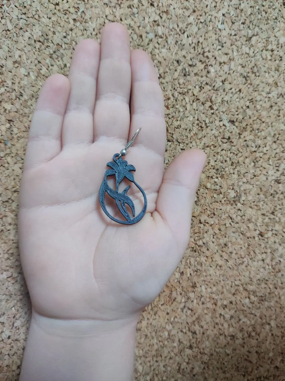 Teardrop Bloom - Earrings view 3