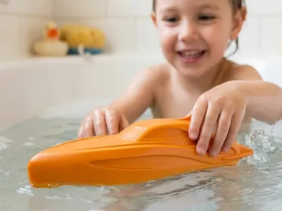 The Unsinkable Speedboat - Water Adventures!