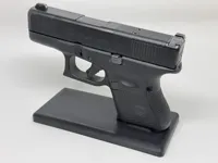 Glock 26 & 43 Subcompact Pistols stand