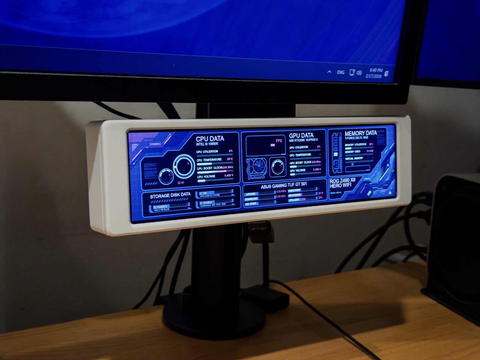 Miniatura 1 do modelo 3D Customizable LCD Enclosure