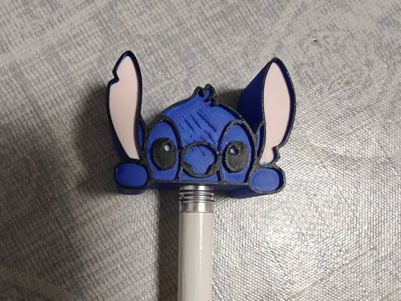 Adorno Stitch bolígrafo o lápiz