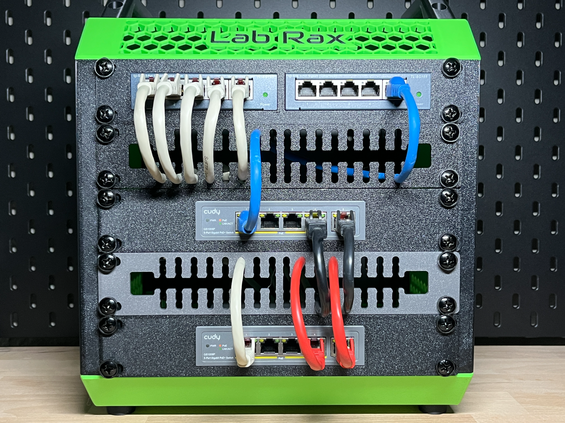 10 Zoll  1HE Kabelmanagement-Blende für Patchkabel