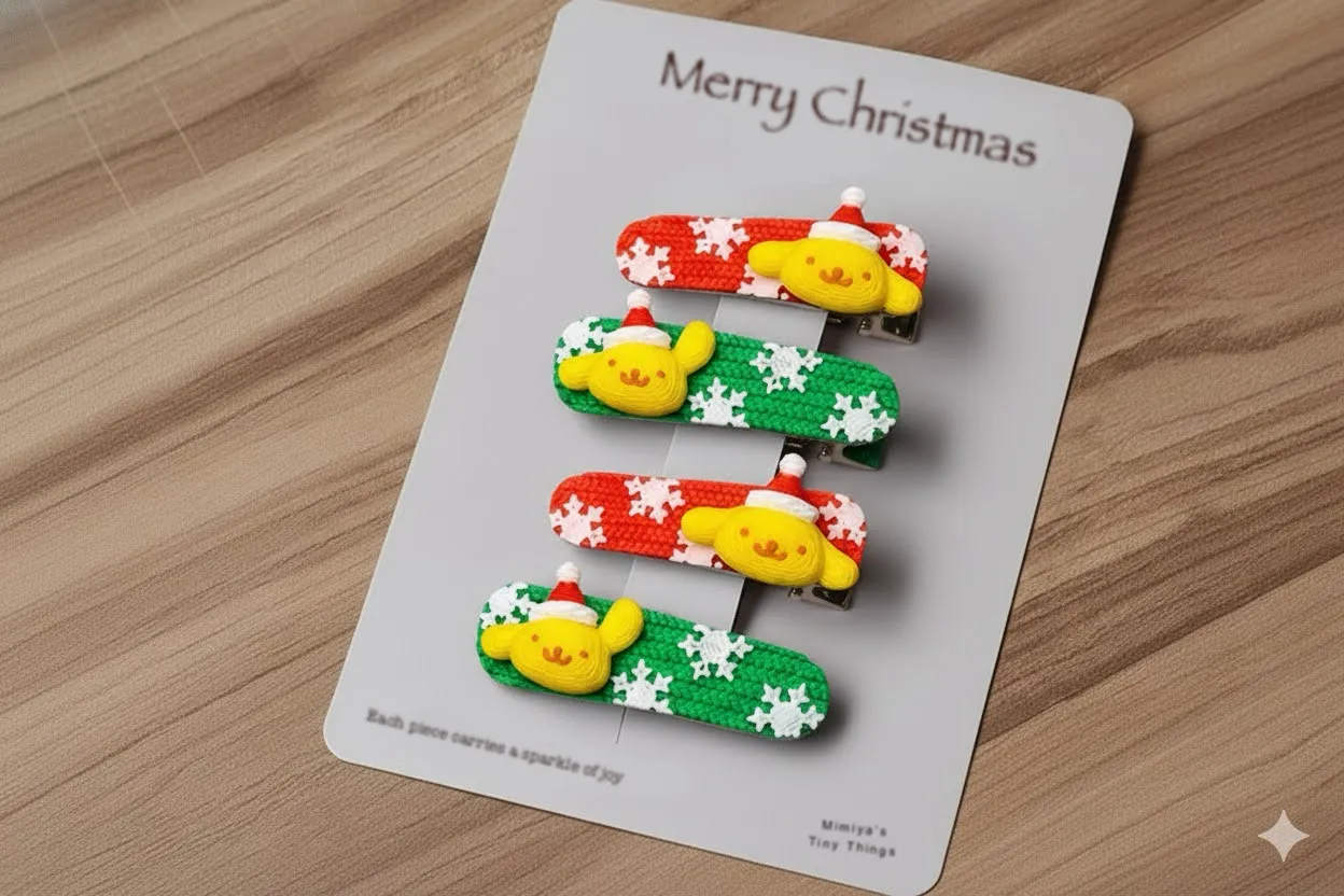 Pompompurin’s Christmas Wreath earring / hairclip view 2
