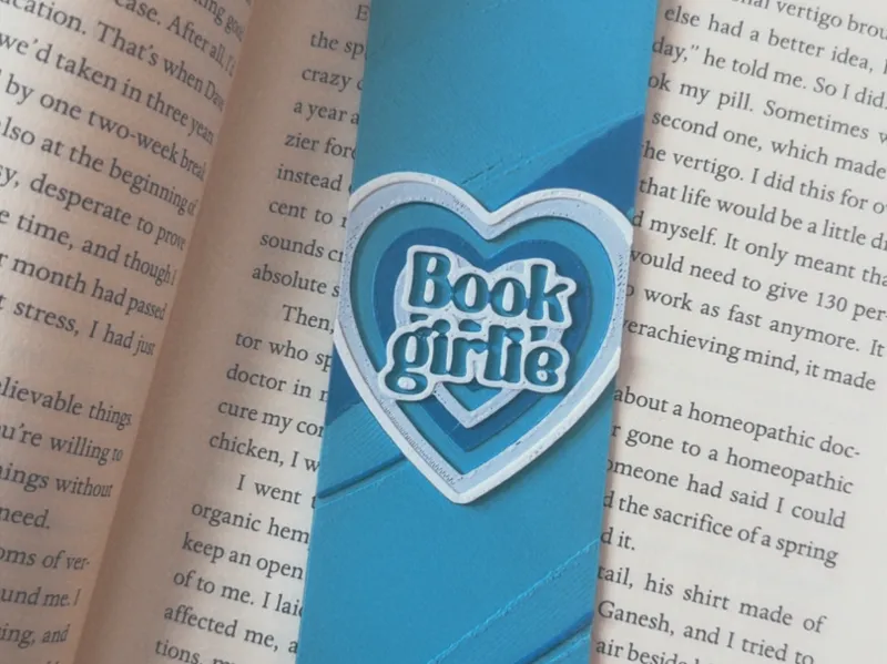 Book Girlie Heart Bookmark