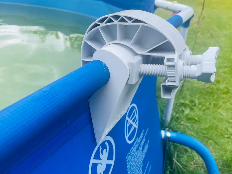 Skimmer adapter for small frame pool