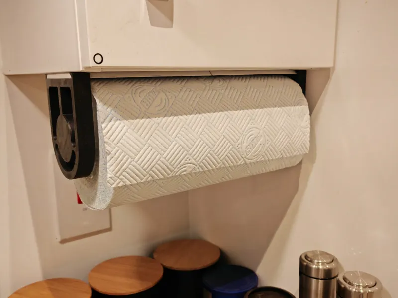 Adjustable Paper Roll Holder
