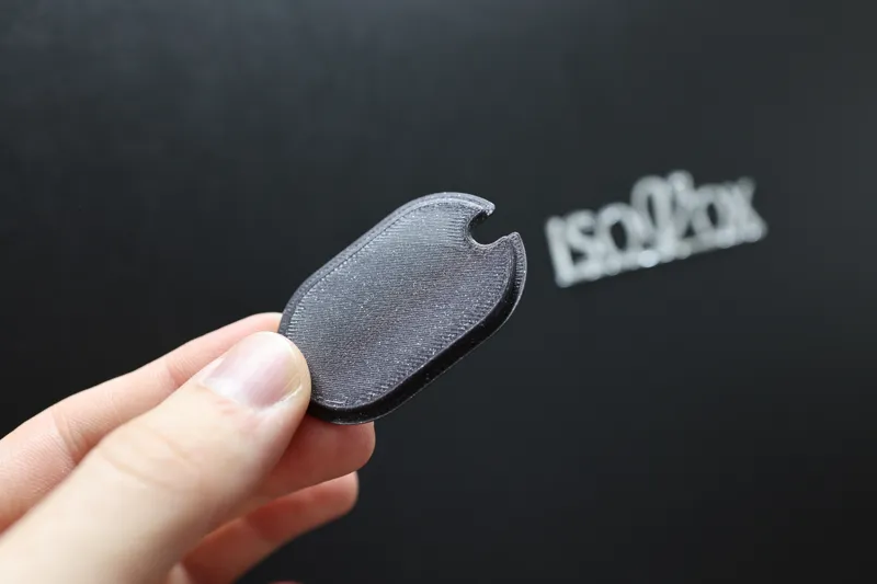 ISOVOX 2 cable hole cover