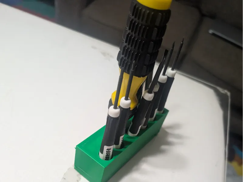 screw driver holder