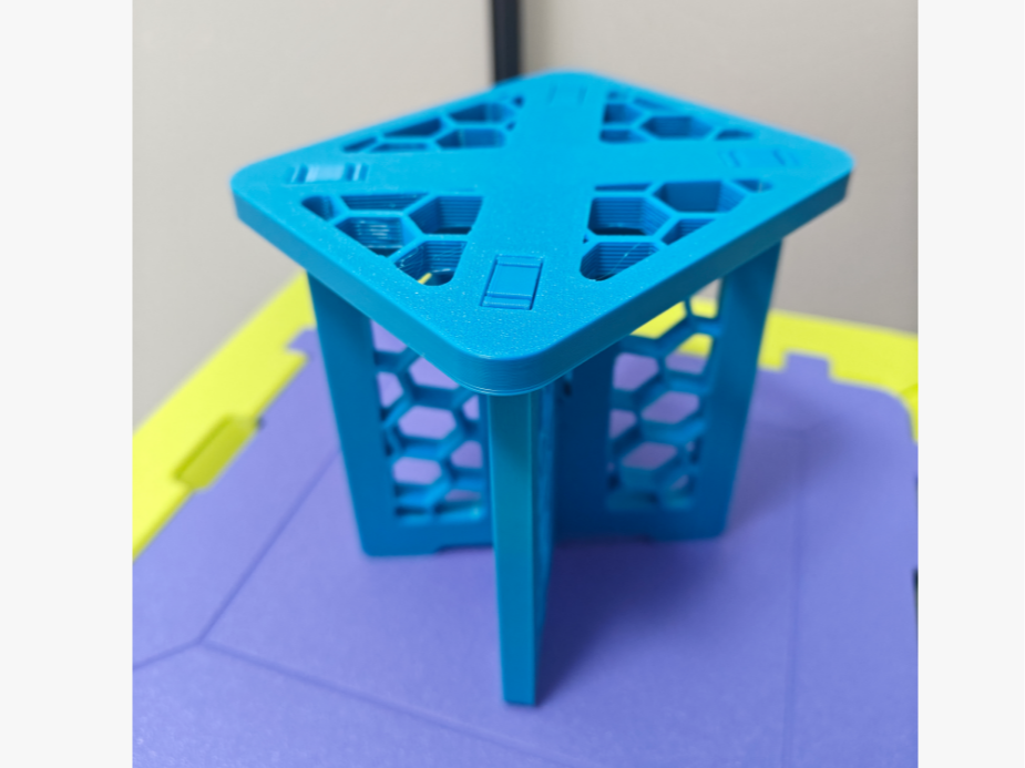 Miniatura 1 do modelo 3D 快拆快装便携耐用板凳-简约美观省料