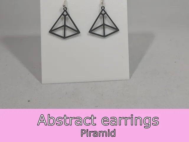 Abstract earrings - piramid