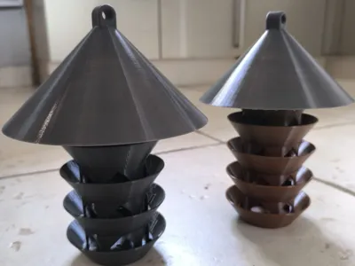 Suspended bird feeder