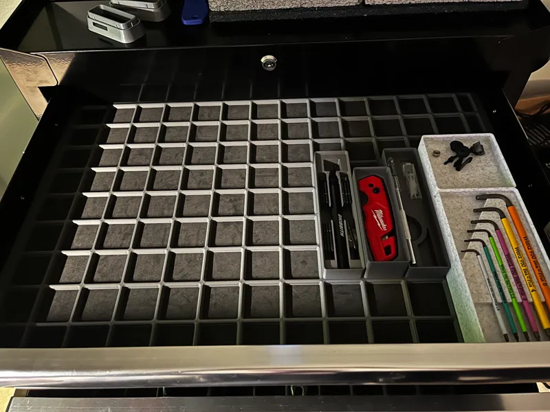 Husky 27 inch Tool Cabinet Gridfinity Baseplate