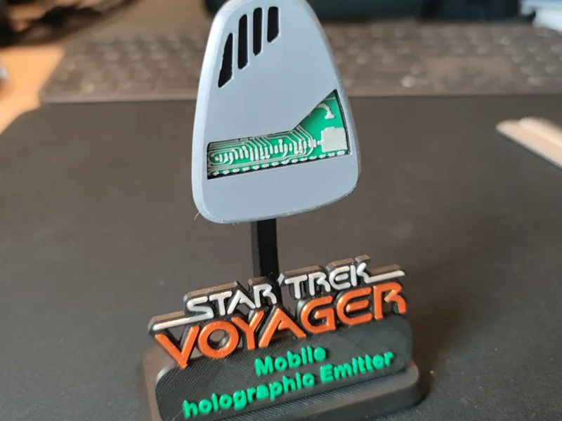 Star Trek Voyager EMH mobile Emitter (1/1HeroProp)