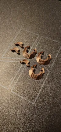 0.08mm layer, 5 walls, 50% infill, PLA