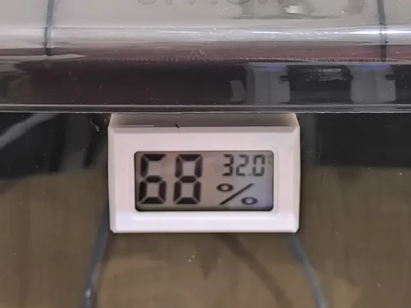 External Mount for Temperature & Humidity Display