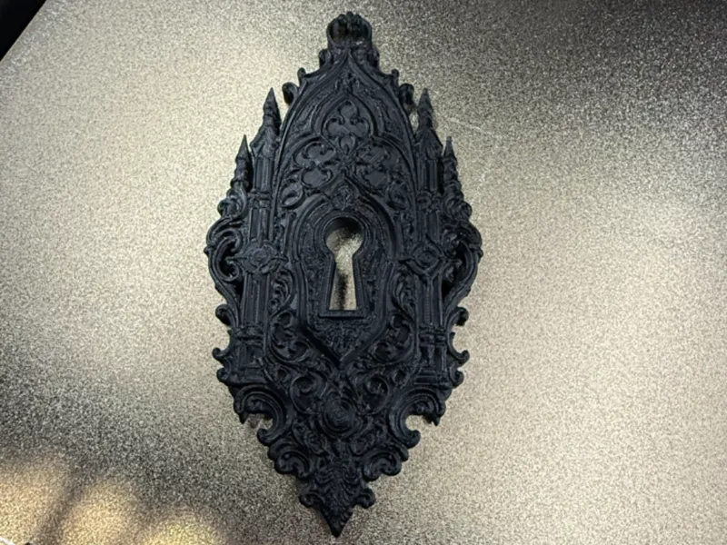 Gothic Keyhole Plaque