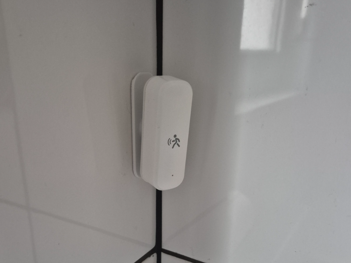 HOBEIAN zigbee sensor angle wall mount
