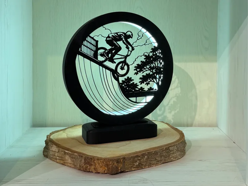 LED Ring Lampe v3 inkl. Rahmen mit BMX Motiv