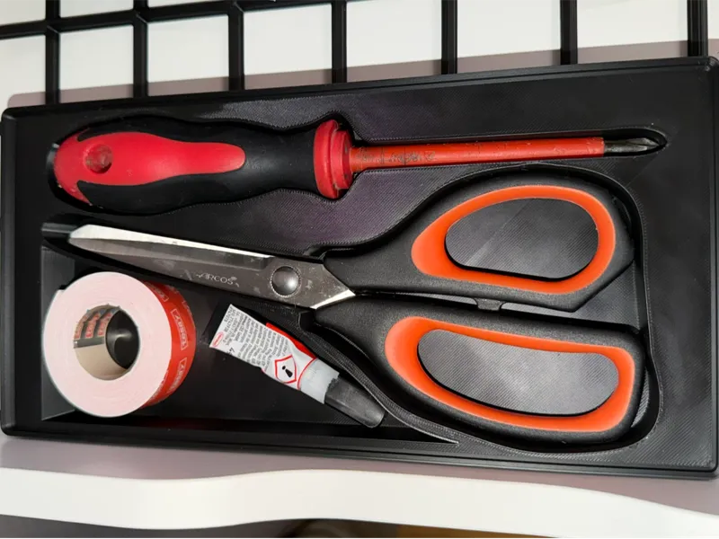 Gridfinity scissors, screwdriver and storage bin
