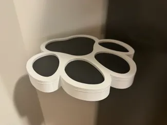Cat paw shaped shelf