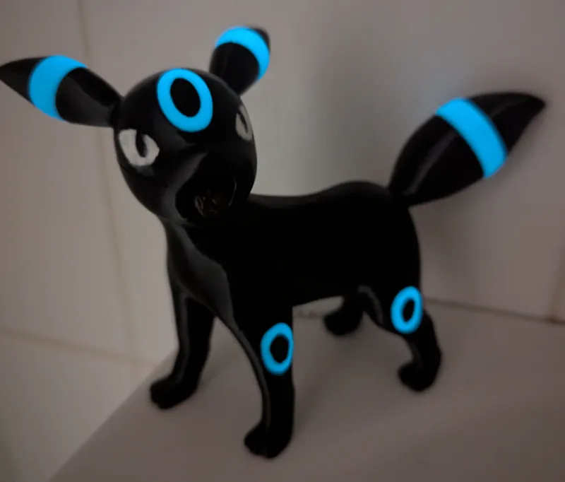 Umbreon Pokemon model glowing split into parts
