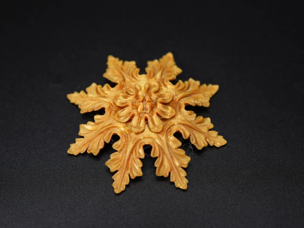 Letrero o emblema decorativo: Classic Acanthus Rosette Wall Decor – Ornamental. Referencia del modelo original.