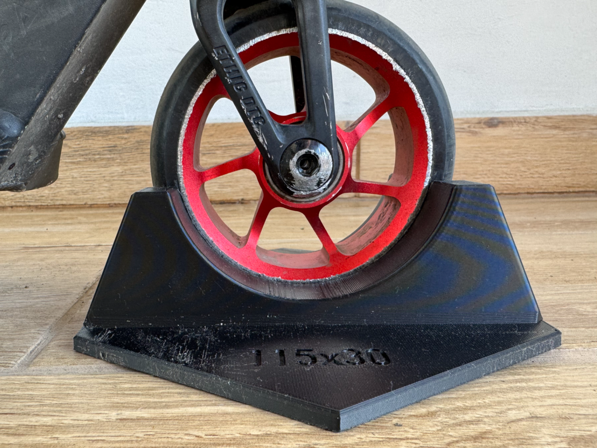 Scooter Stand for 115×30mm Wheels