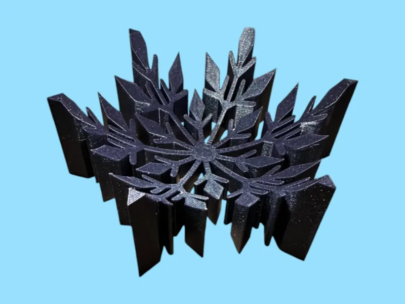 Snowflake-shaped fruit bowl