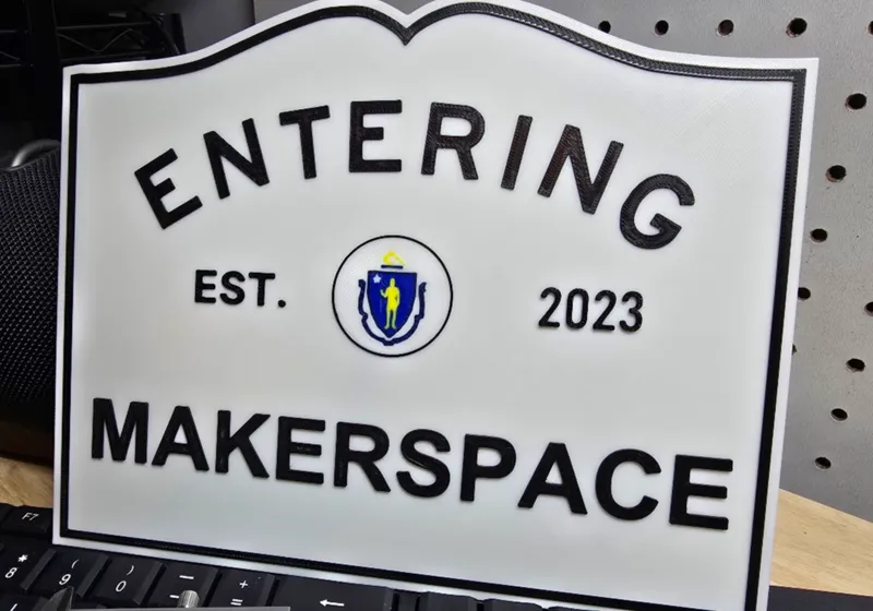 Customizable Massachusetts-style entering sign