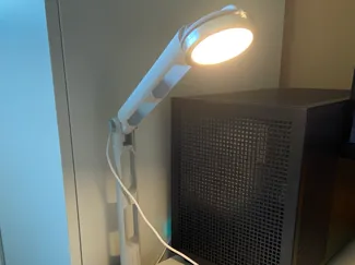 Desk lamp