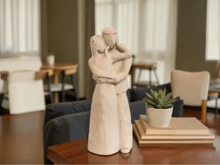 couples ornament/statue
