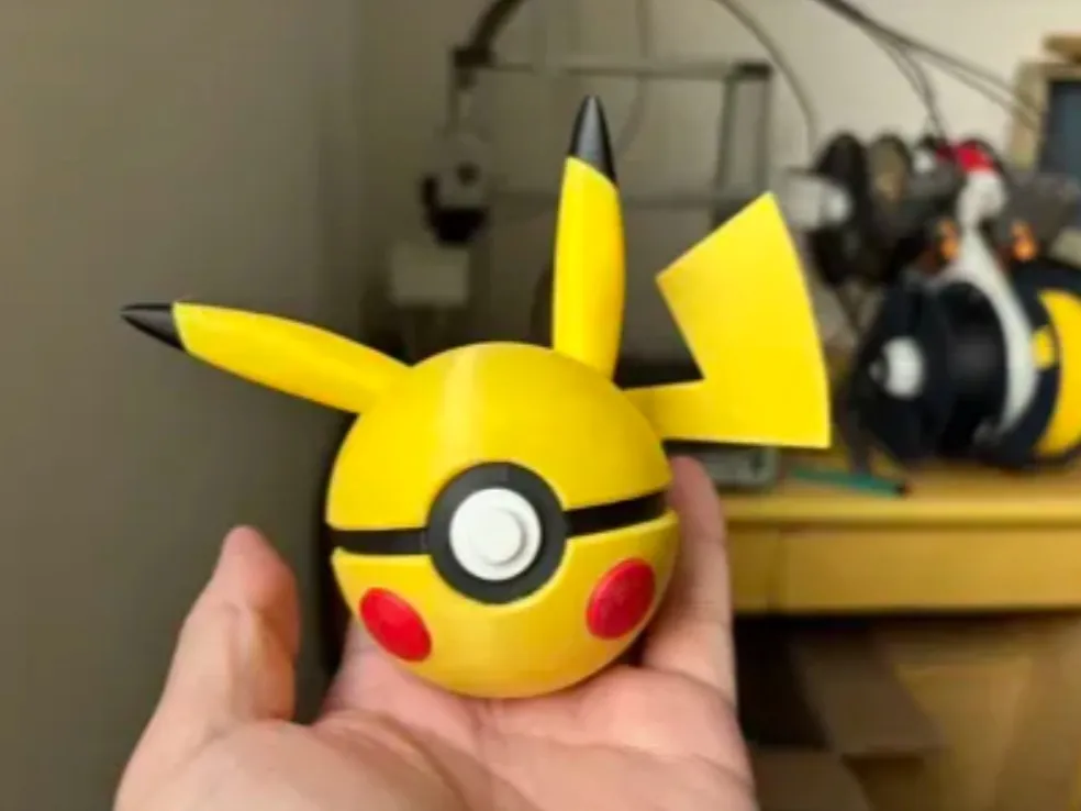 #0025 - Pikachu Ball view 3