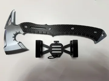 Letrero o emblema decorativo: Resident Evil Requiem Cosplay: Axt Holster — vista de referencia 4