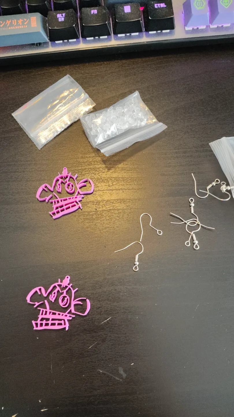 Jinx graffiti monkey earrings view 4