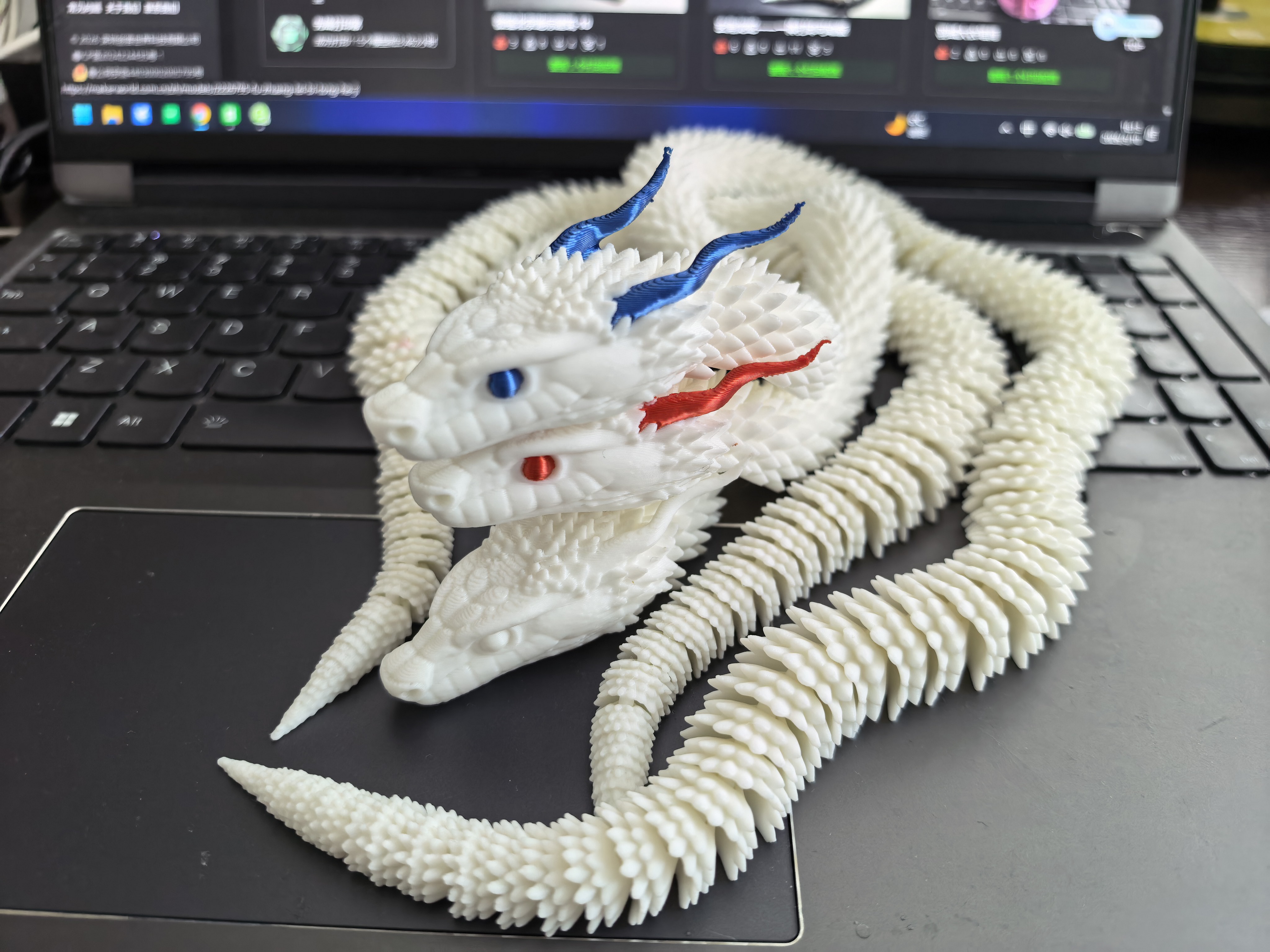 Miniatura 2 do modelo 3D 玄角龙蛇——一体打印可动版
