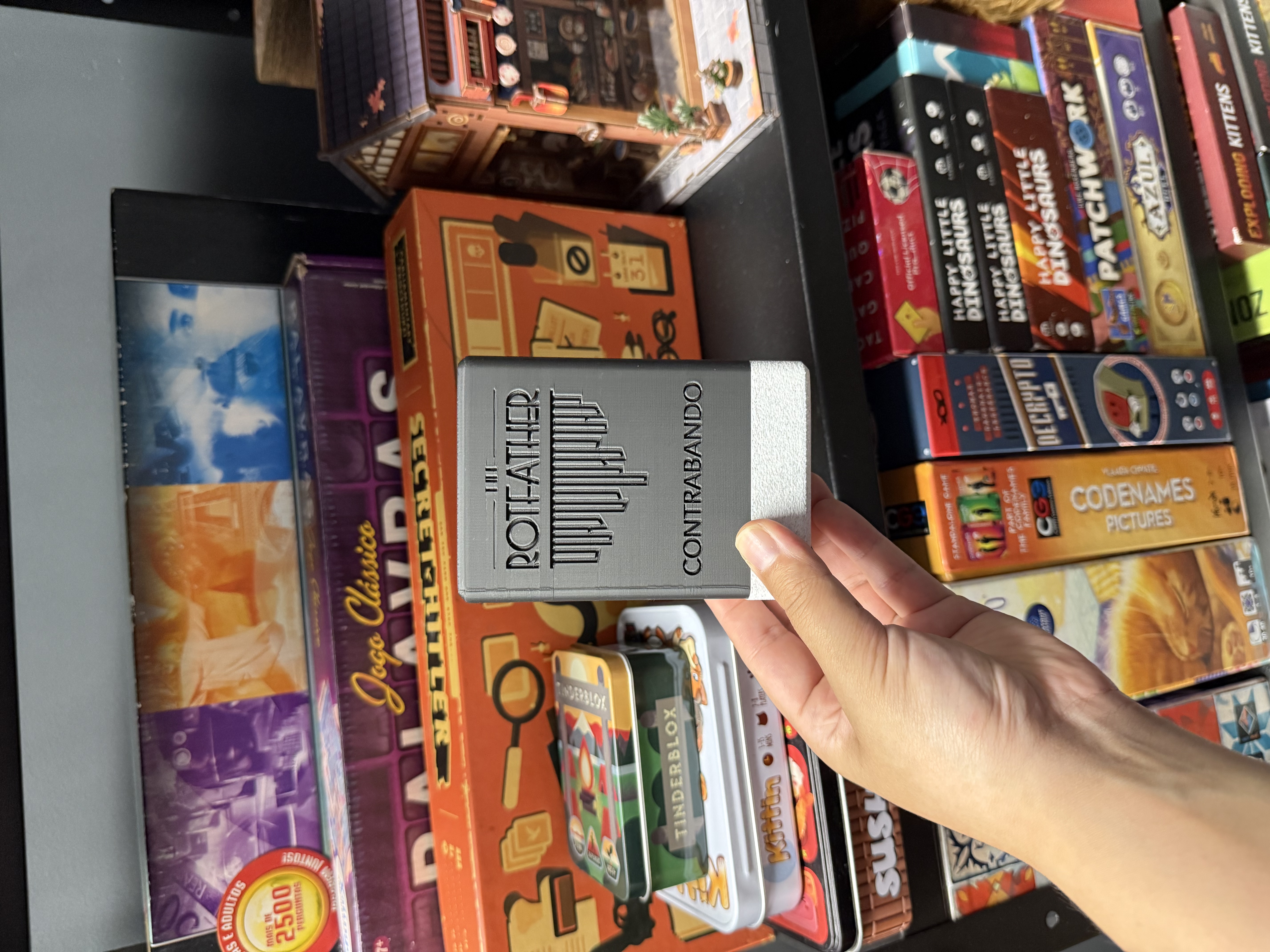 Miniatura 1 do modelo 3D Parametric box for cardgames