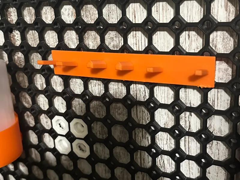 Aquarium Tool Holder for Mulitboard