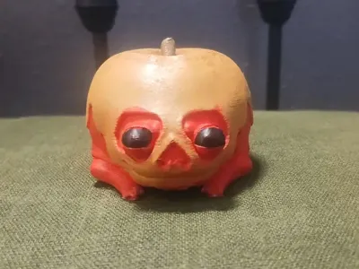 Caramel apple Sqoug