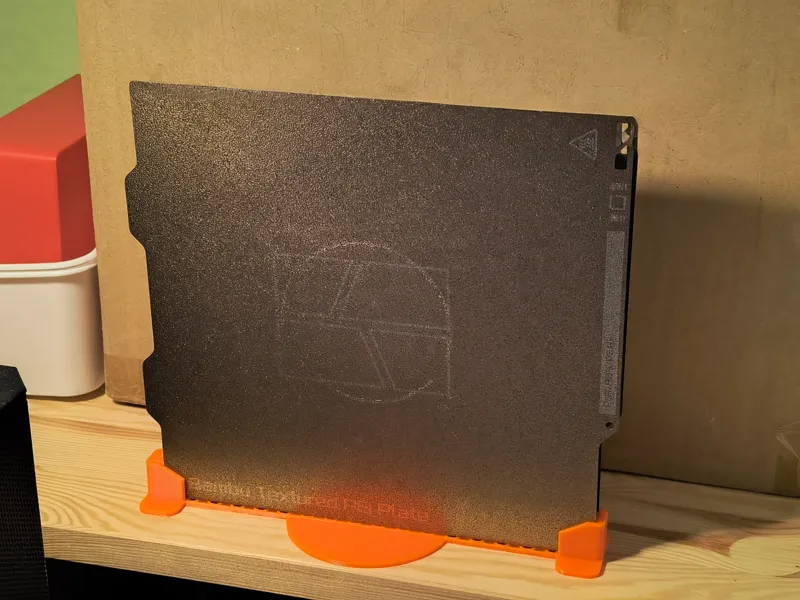 Bambu Lab A1 Mini plate holder (more stable remix)
