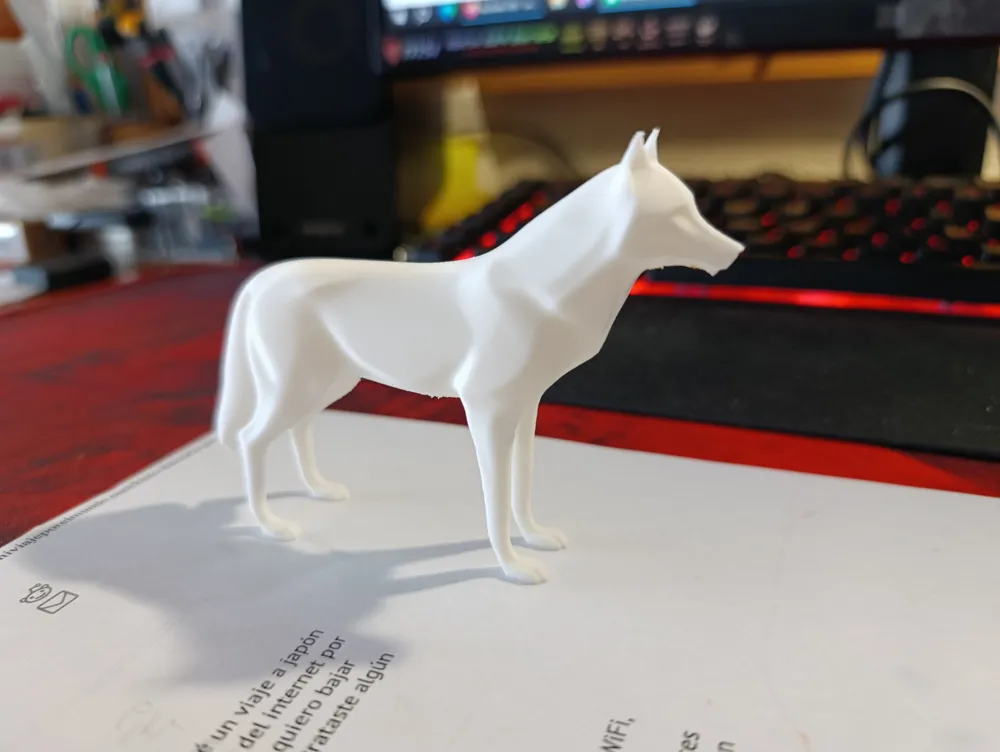 Minimalist Wolf Sculpture - Free 3D Print Model - MakerWorld