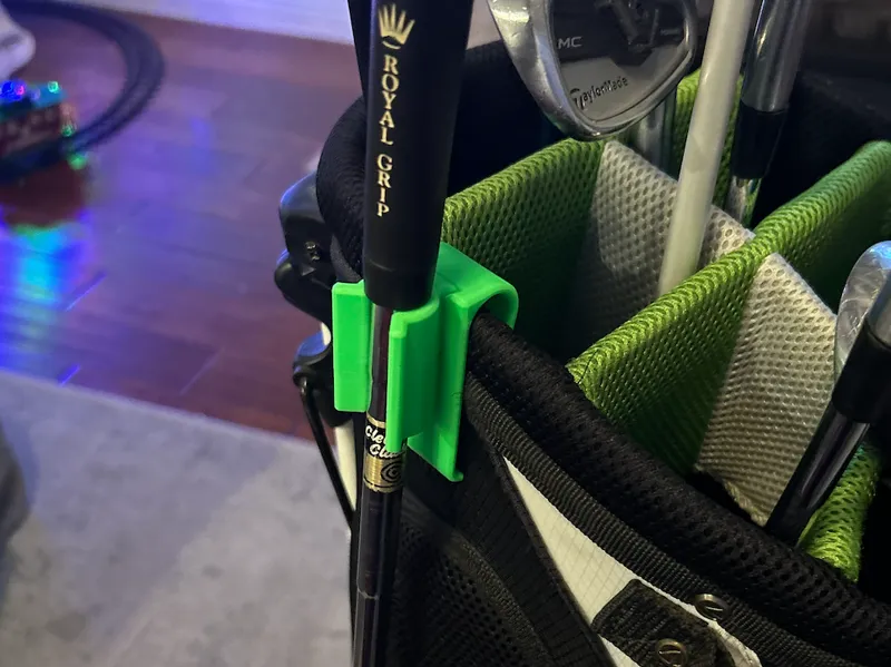 putter holder clip for golf bag